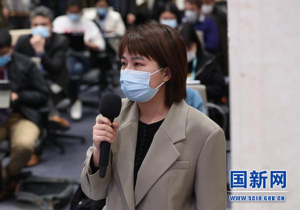 《政府工作报告》,回应21记者精准防疫严格做到"三不得"|疫情_新浪