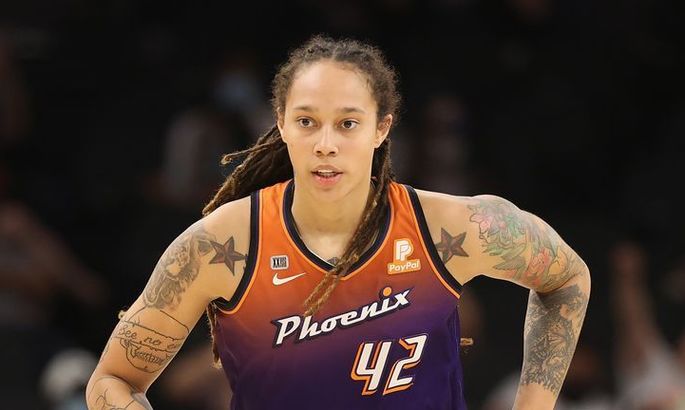 美国女篮奥运冠军被控走私毒品被俄罗斯警方逮捕