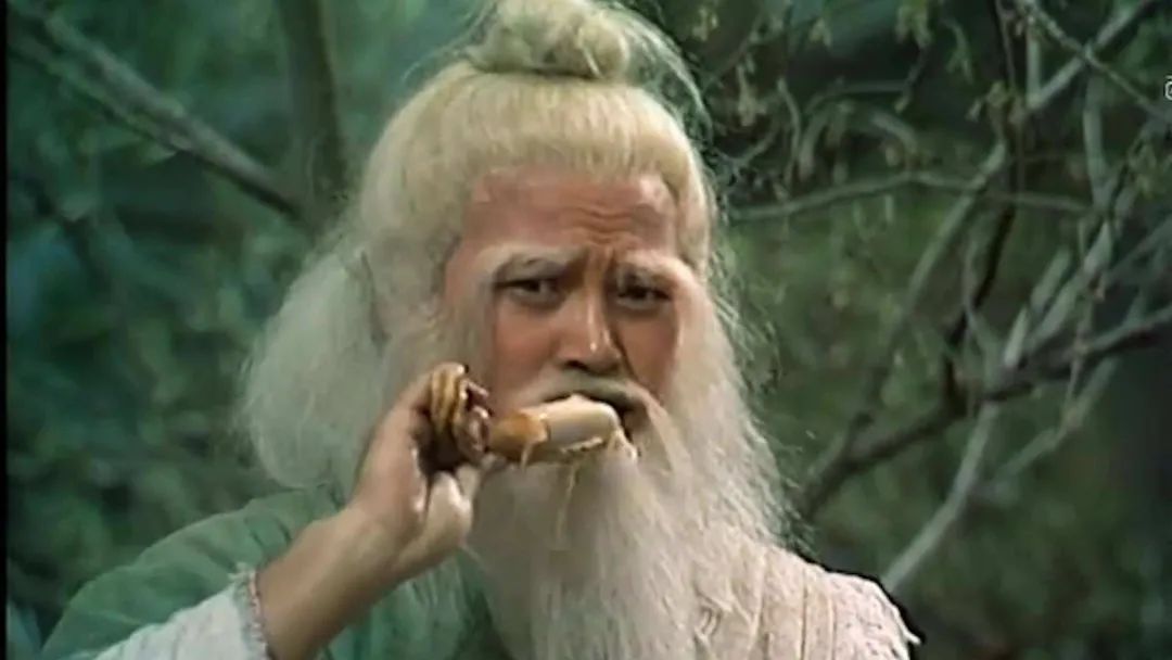 很快,这只叫花鸡被洪七公要去,成了他的腹中之物.