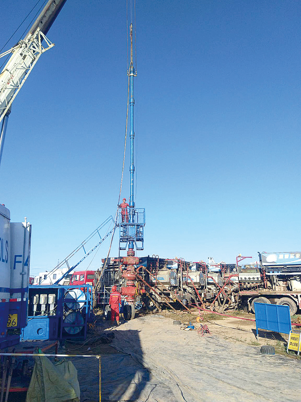 改善了煤层及顶板渗透性,通过地面高效抽采,实现矿井瓦斯超前治理