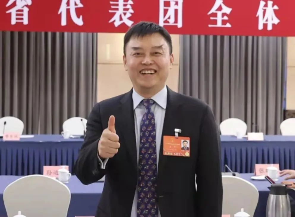 全国人大代表,天明集团创始人兼董事长 姜明(图片来源:大河报)
