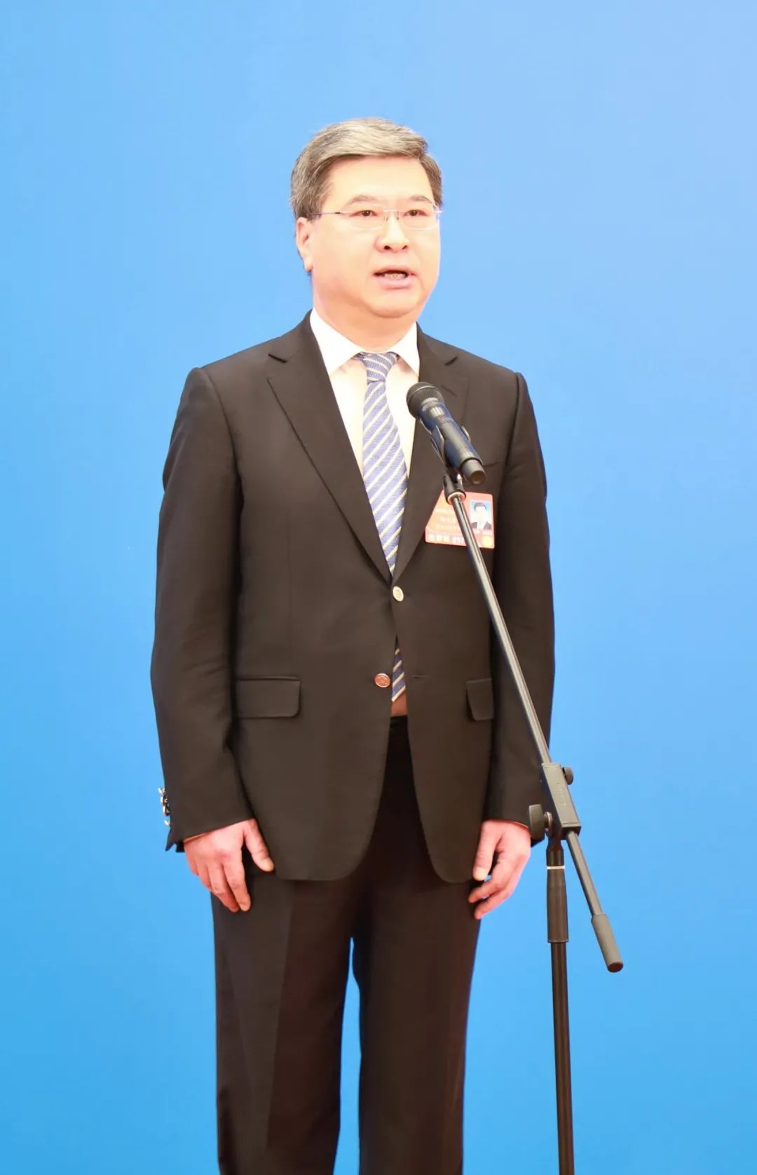 图为全国人大代表,中国一重集团有限公司党委常委陆文俊.摄影/冯添