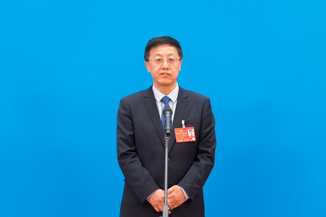 全国政协委员,金风科技股份有限公司董事长武钢 (王达 摄)