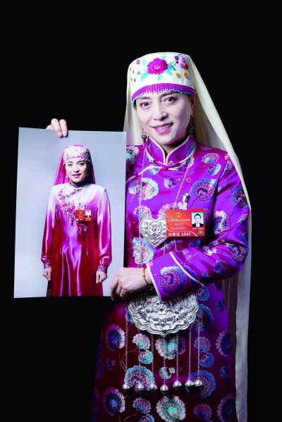 全国人大代表董彩云(保安族)