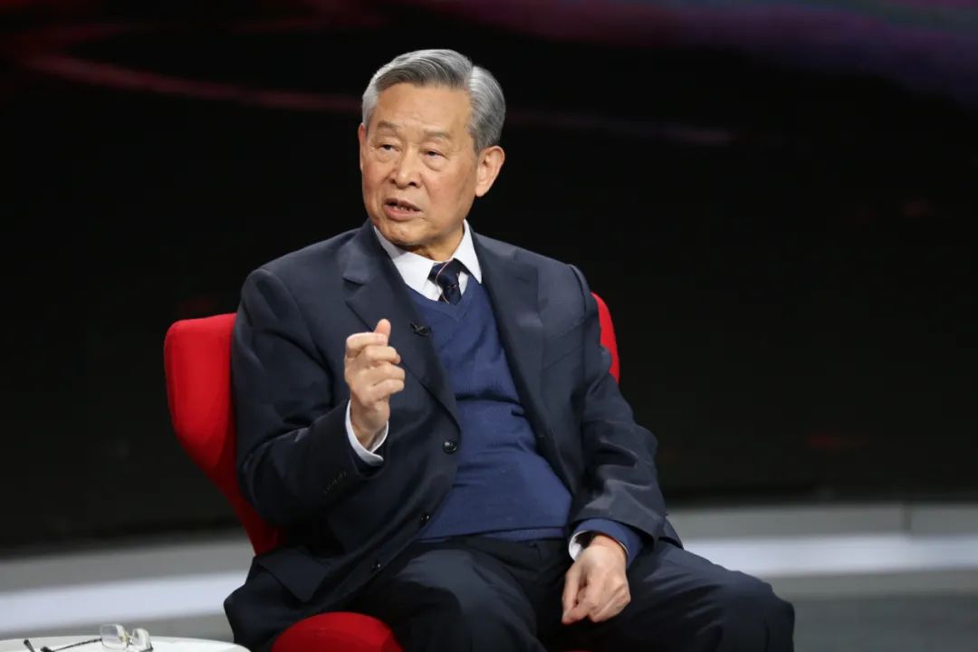 (杜祥琬 中国工程院院士 国家能源咨询专家委员会副主任)