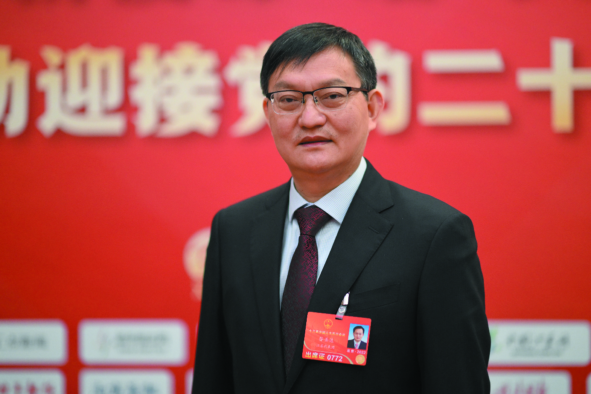 全国人大代表江苏综艺集团董事长昝圣达支持企业牵头构建创新联合体