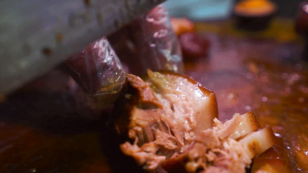 △无法抵抗的诱惑。