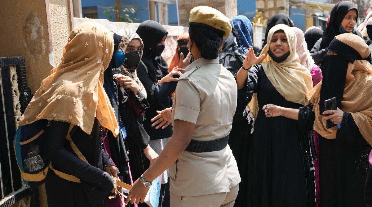 印度法院维持穆斯林头巾禁令插图2