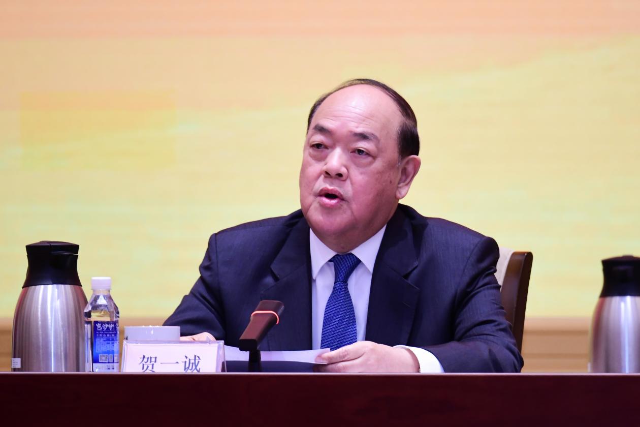 贺一诚坚定不移落实爱国者治澳原则