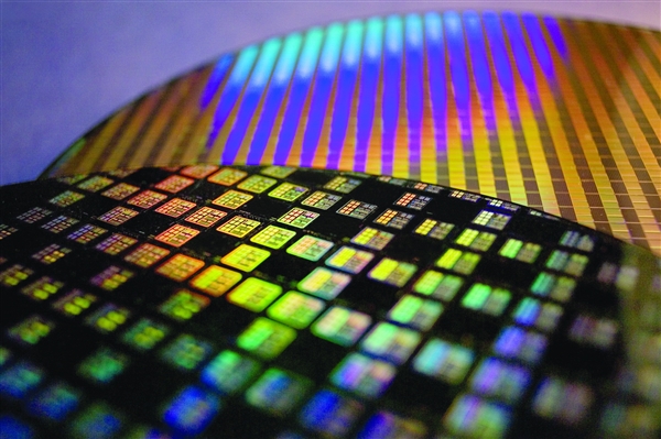 Intel宣布欧洲建厂计划：计划生产2nm以下芯片