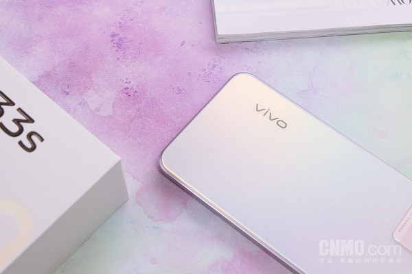 vivo Y33s