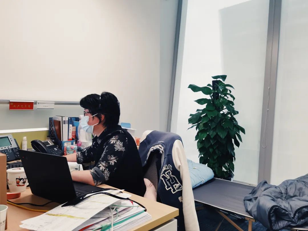 耐心解答投资者问题