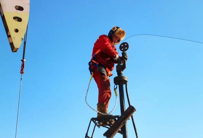 注水井咋照顾,三厂人心里门儿清|大庆市_新浪财经_新浪网