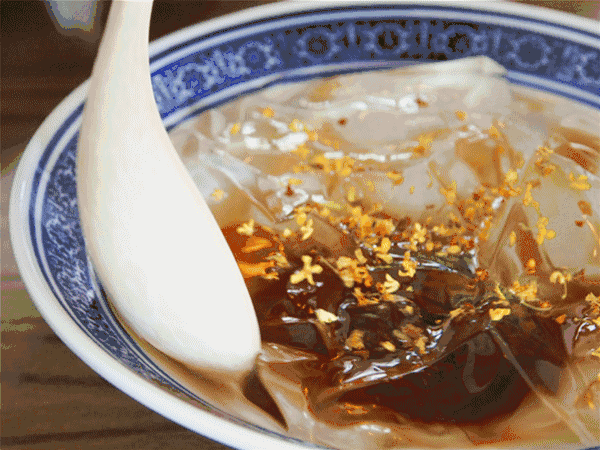 一到八月，整个包邮区都是桂花味儿的。图/soogif