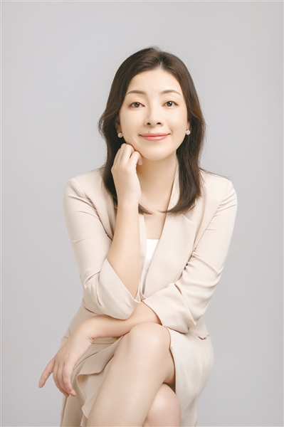 宁波效实中学国际课程与交流中心升学主管 王薇看世界 向未来