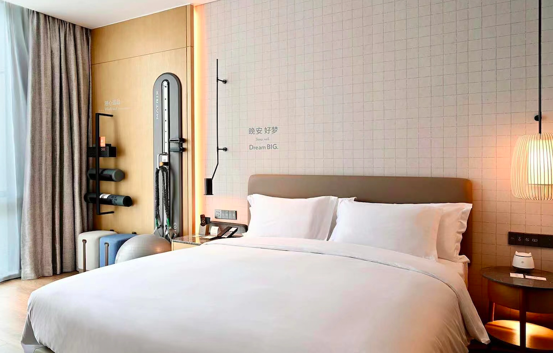 深圳南山逸衡酒店。