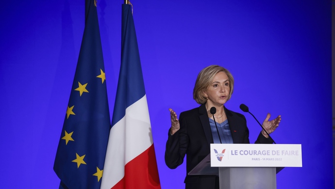 2022年法国总统大选候选人佩克雷斯新冠病毒检测结果呈阳性