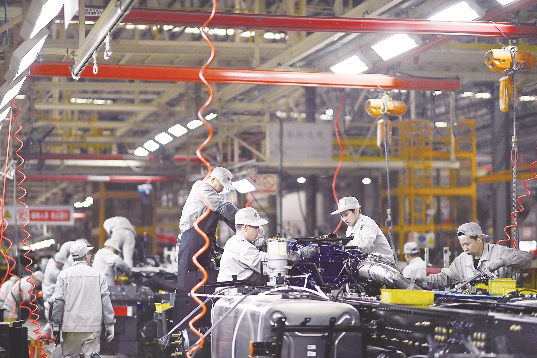 不负好春光 探访东风华神汽车有限公司总装车间|东风_新浪财经_新浪网