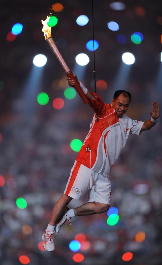 约大牌盛会华章之李宁从亚运会到冬奥会见证愈发成熟的中国