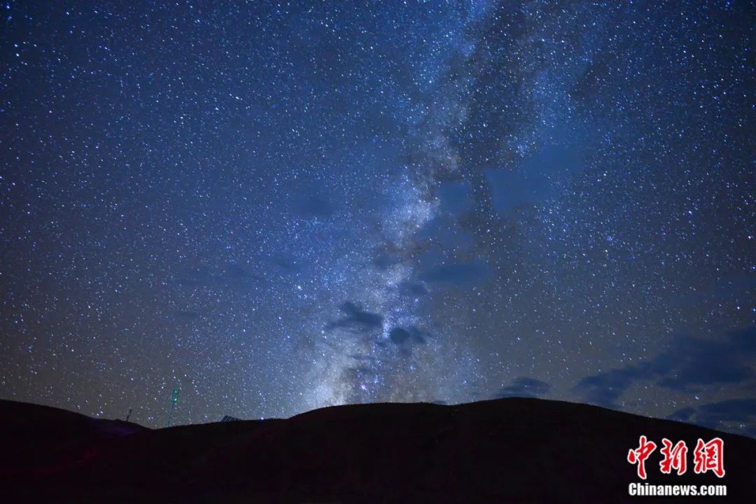 熄灯了何不来西藏云看星空