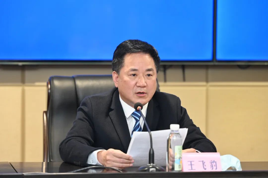 金华市卫生健康委党委副书记王飞豹  答:下一步,金华市将按照疫情防控