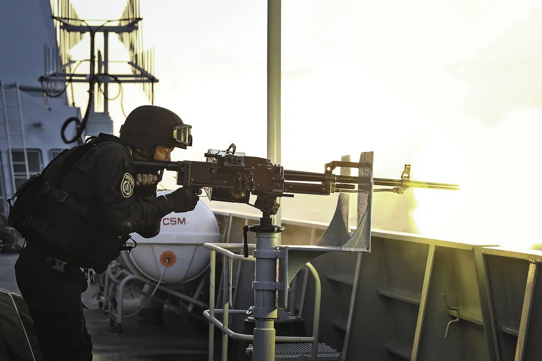 中国海军第40批护航编队特战分队磨砺敢打必胜的火蓝刀锋