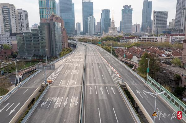 进入封控第一天的上海浦江之西