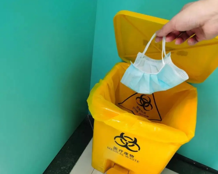 做完核酸检测后口罩要丢掉吗用过的口罩到底怎么扔