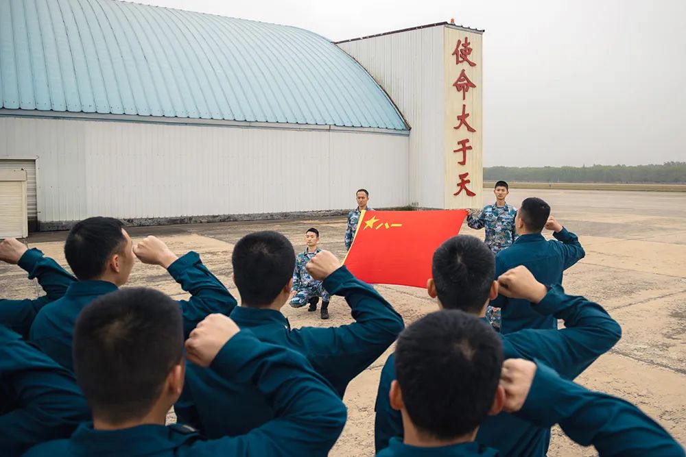 21年过去南海将士从未忘记