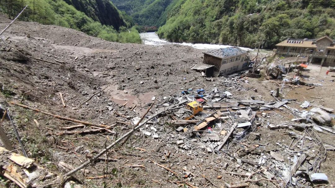 【聚焦】贡山县独龙江乡突发滑坡泥石流自然灾害 抢险救援工作正有序进行