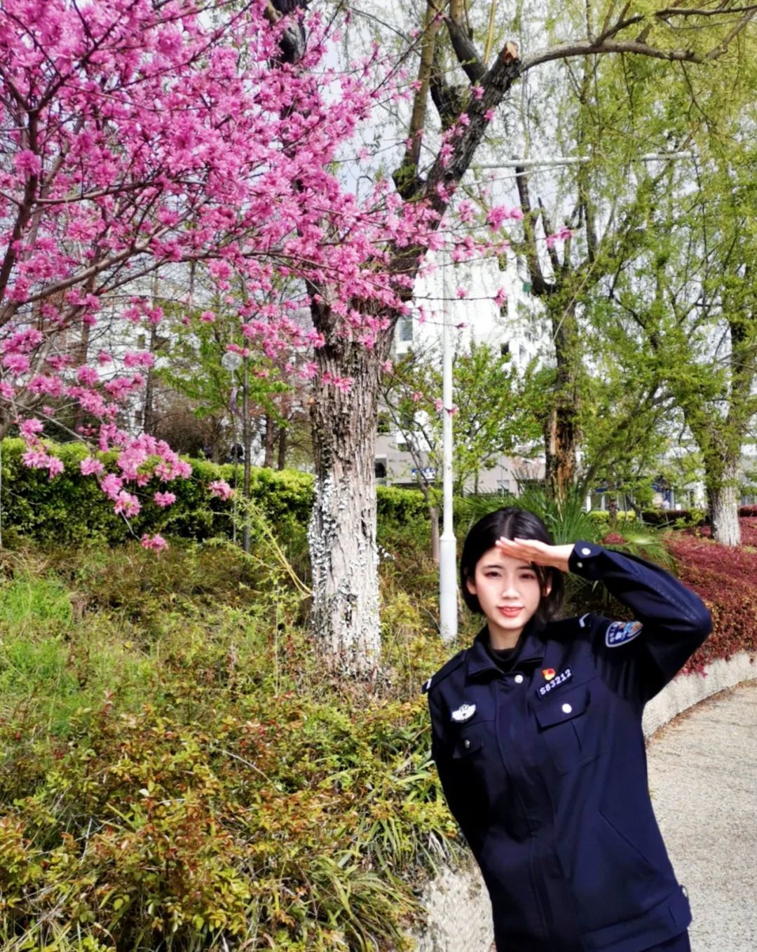 最闪亮的坐标我穿上警服一定比您帅安徽一烈士的女儿致信爸爸