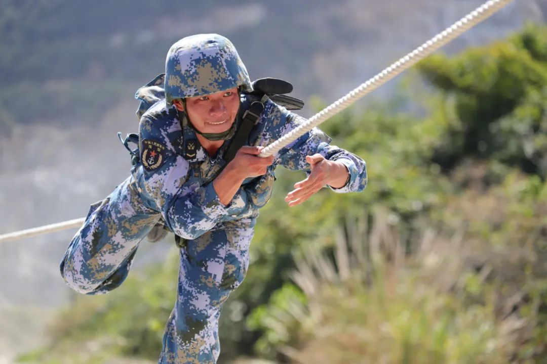 热血直击蛟龙突击队火热比武现场