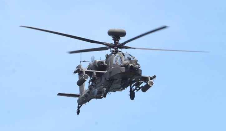 "阿帕奇"武装直升机(图自台媒)