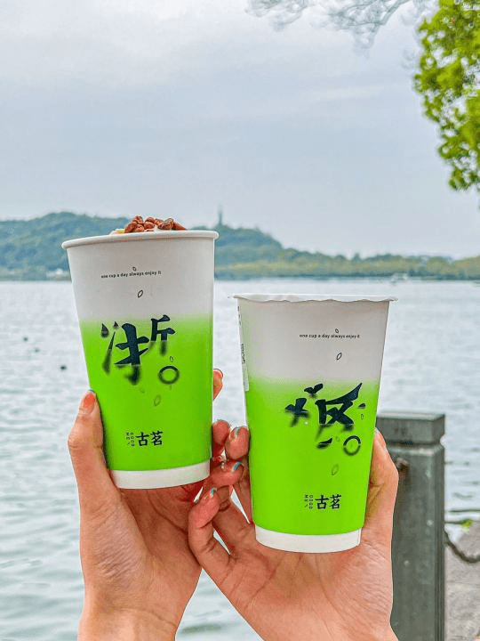 古茗奶茶被爆使用过期原料 武汉市场监管局已介