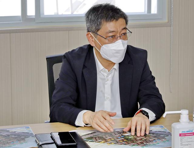 刘健加大力度保障市场稳定供应