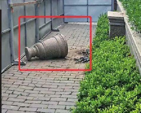 寻找目击者 石花坛倒地 初中生不幸遇难 警方介入调查 咸阳市 新浪财经 新浪网 寻找目击者 石花坛倒地 初中生不幸遇难 警方介入调查 咸阳市 新浪财经 新浪网
