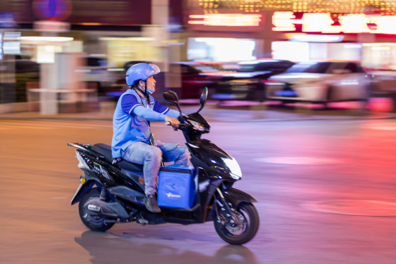 电商平台多方保障增援上海的骑手生活 补贴持续推进