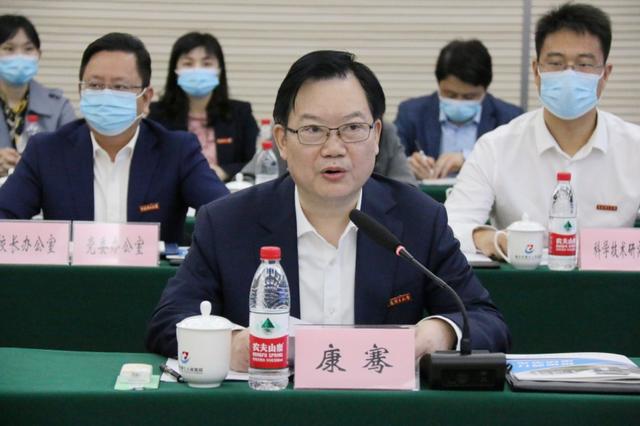 重庆理工大学党委书记康骞讲话