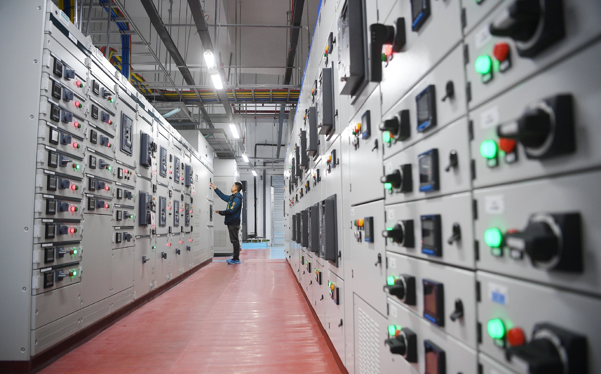 国家发改委今年一季度新建5g基站81万个确保到年底如期完成全国10亿亩