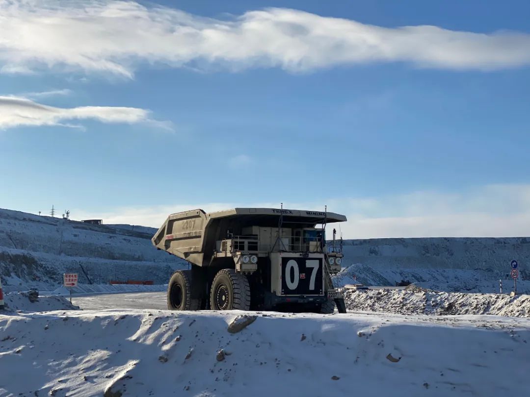 国家能源集团大雁公司(宝日希勒能源)露天矿区无人矿卡