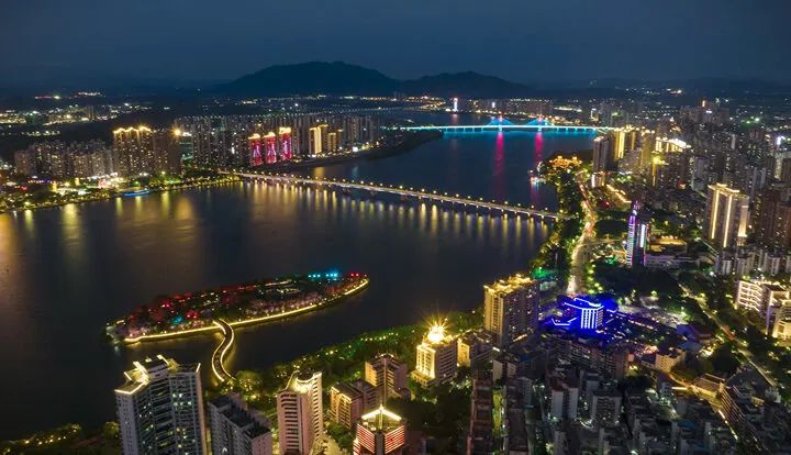 清远"高颜值"迎接省运会_新浪财经_新浪网