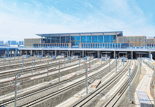 北京丰台站站房工程全部完工