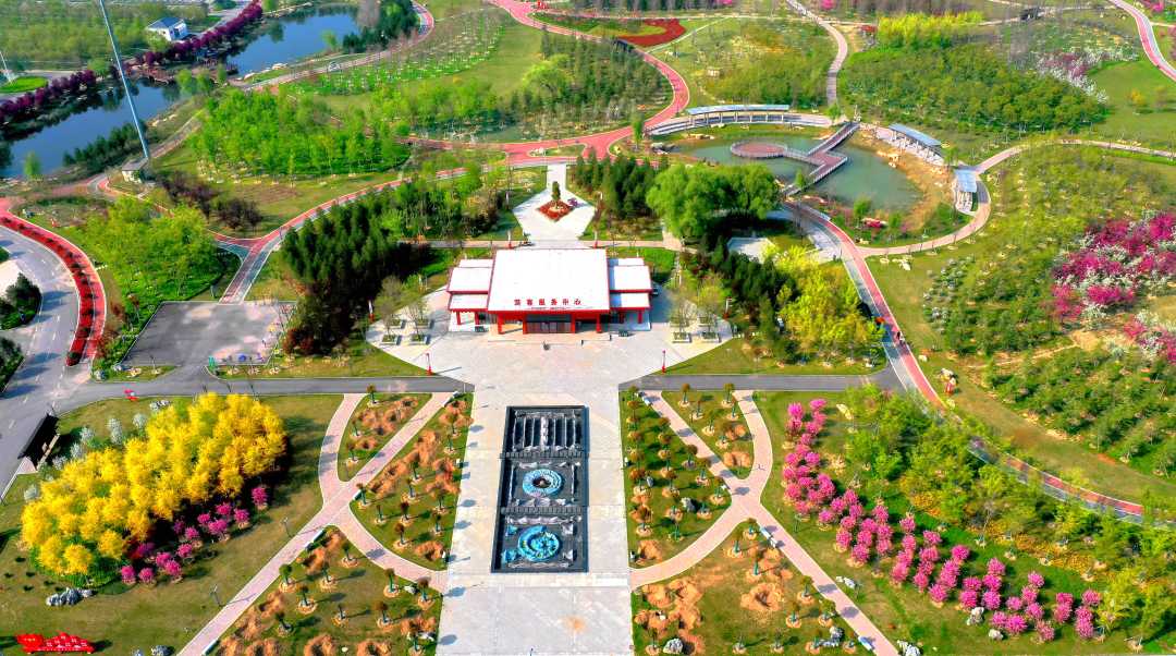 近年来,宁陵县在闲置地规划建设了一批城市"迎宾公园""人民公园"来