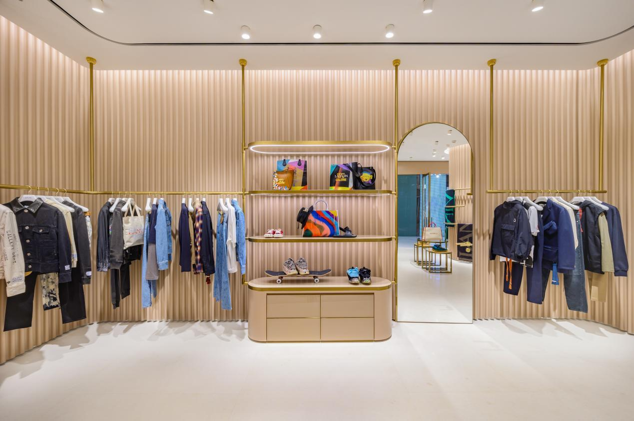 lanvin重庆星光68广场精品店正式开幕