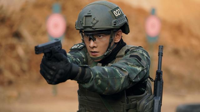 电视剧《特战荣耀》中,杨洋出演特种兵燕破岳. 受访者供图