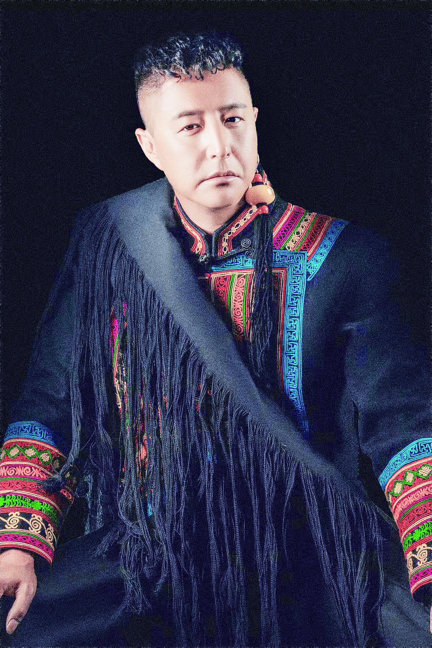 让彝人的歌 传出大凉山——访吉克曲布|彝族_新浪财经_新浪网