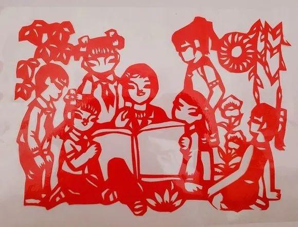 长安区郭杜街道张康小学剪纸社团巧手剪出浓郁书香