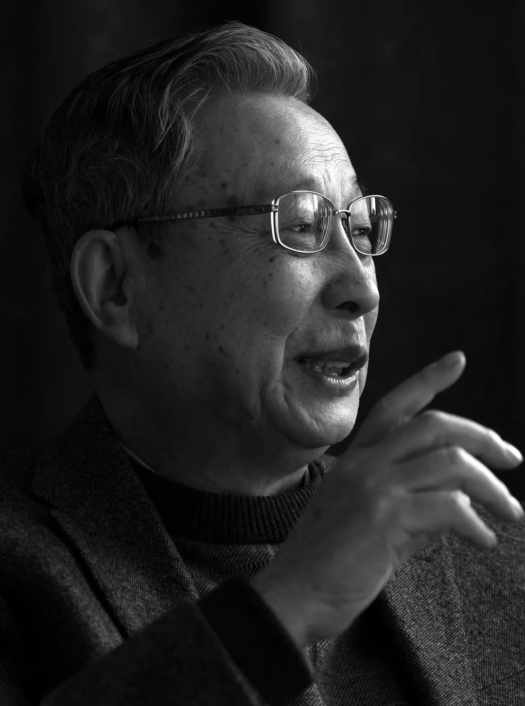 沉痛悼念并深切缅怀上海大学计算机学院首任院长李三立院士