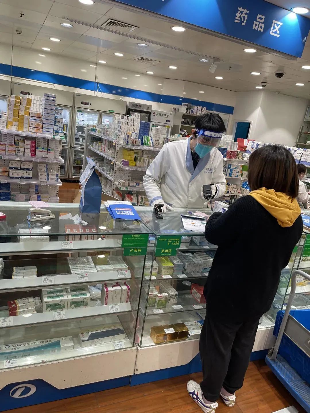 吐鲁番最新的24小时高价回收医保上海方法分享(吐鲁番上海回收医保卡教程)