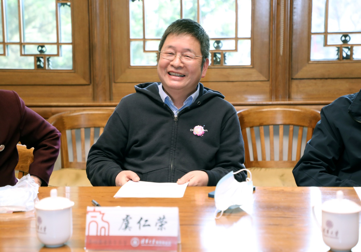 虞仁荣图源:清华大学